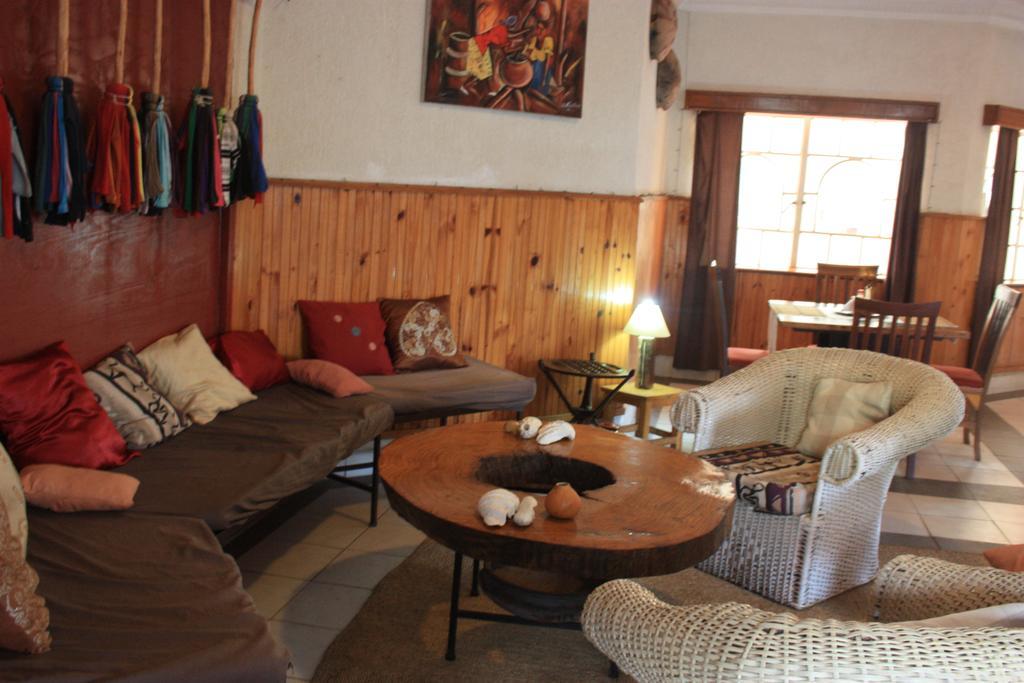 Madidi Lodge Lilongwe Buitenkant foto
